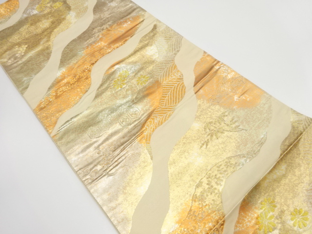 アンティーク　道長取りに花・古典柄織り出し袋帯（着用可）